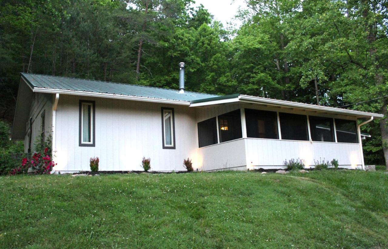 Stay At The Retreat! Gatlinburg-Dollywood Sevierville Extérieur photo