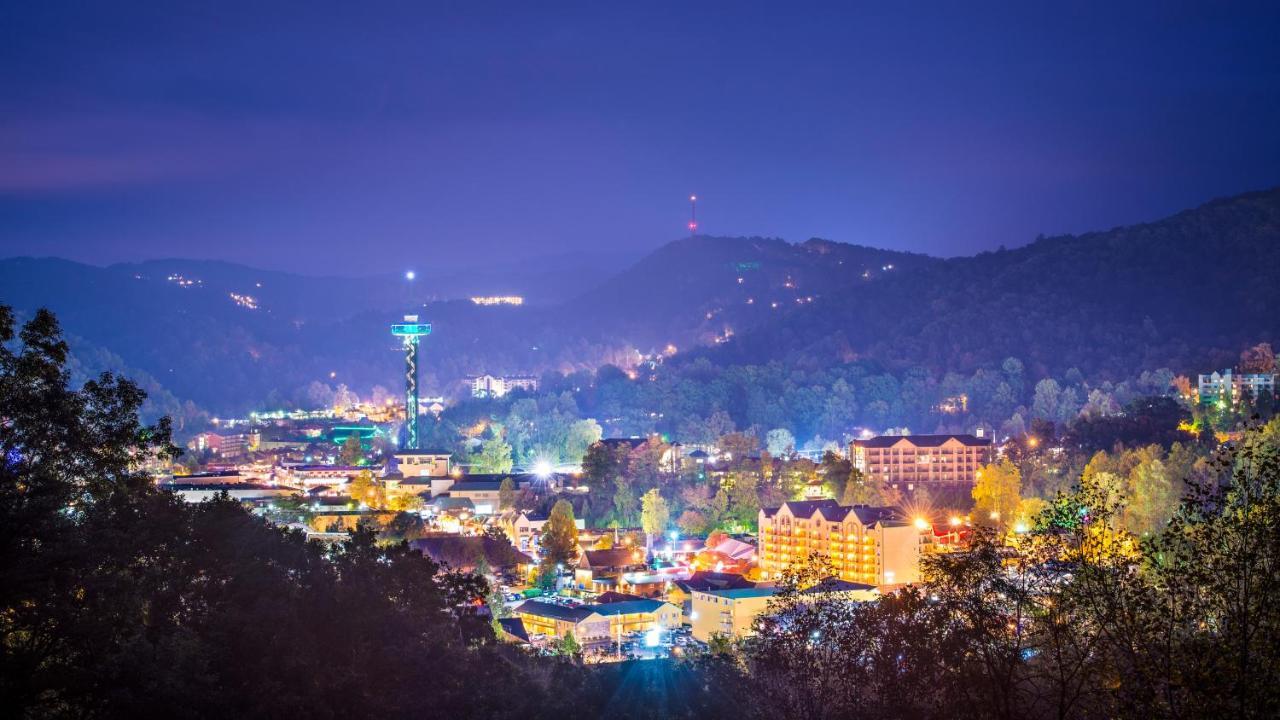 Stay At The Retreat! Gatlinburg-Dollywood Sevierville Extérieur photo